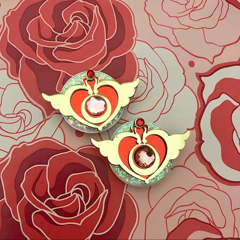 Sailor moon wings pop socket